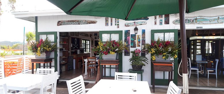 buccaneer-club - Button Wood Reserve - Resorts In Eleuthera Bahamas Buccaneer Club Restaurant (Salads/Burgers/Wraps)