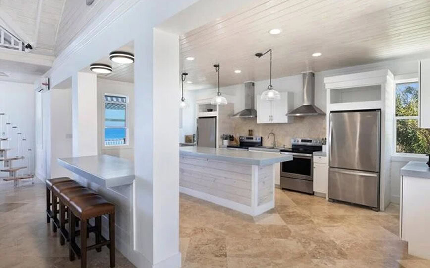 stylish-full-kitchen - Button Wood Reserve - Resorts In Eleuthera Bahamas Stylish Full Kitchen Room